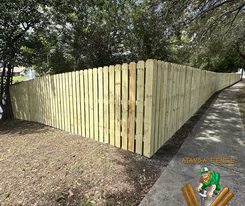 Shadowbox Wood Fence – Wood Fence – Wood Fence Installation – Fence Installation – Cooper City, FL Fence Installation – Broward County, FL Fence Installation